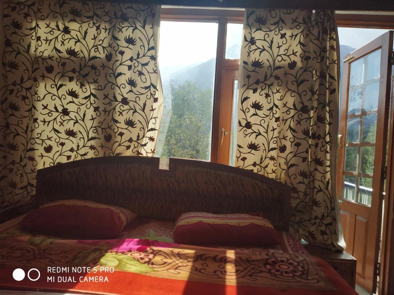 Hotel King Palace Pahalgam Luaran gambar